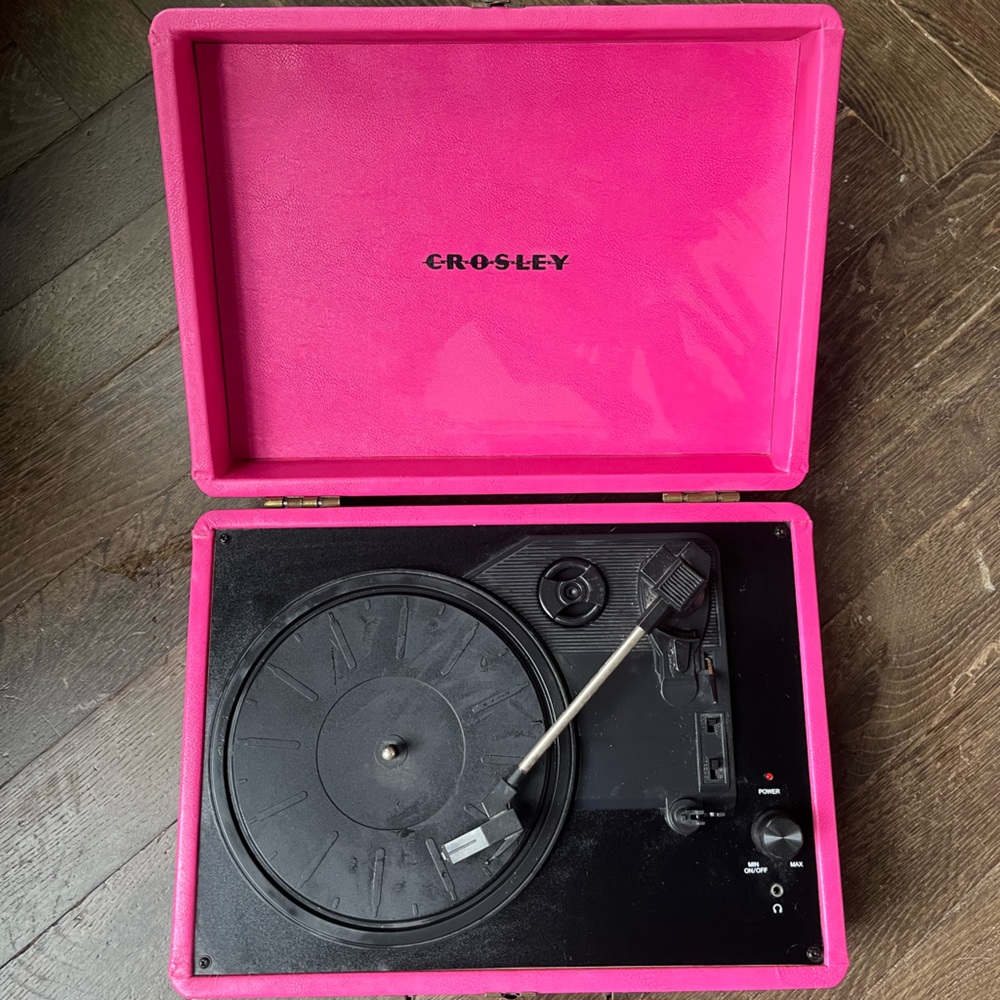 Record player - Picture 2 of 4